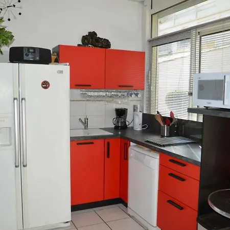 Cap D'agde Naturisme, 1 Piece, 4 Personnes - Fr-1-249a-23